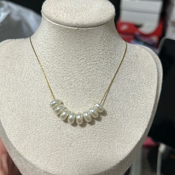 Jewelry - Pearl necklace stainless steel